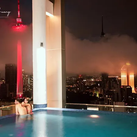 Best Pool View Klcc Trx Merdeka 118 Near Monorail Station Clb371B